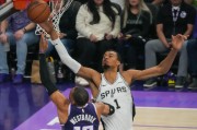 老对手续新篇！NBA总决赛4日打响，马刺与尼克斯上演终极对决